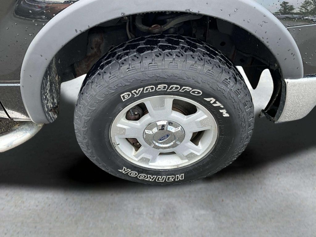 Used 2010 Black Ford XLT image 30