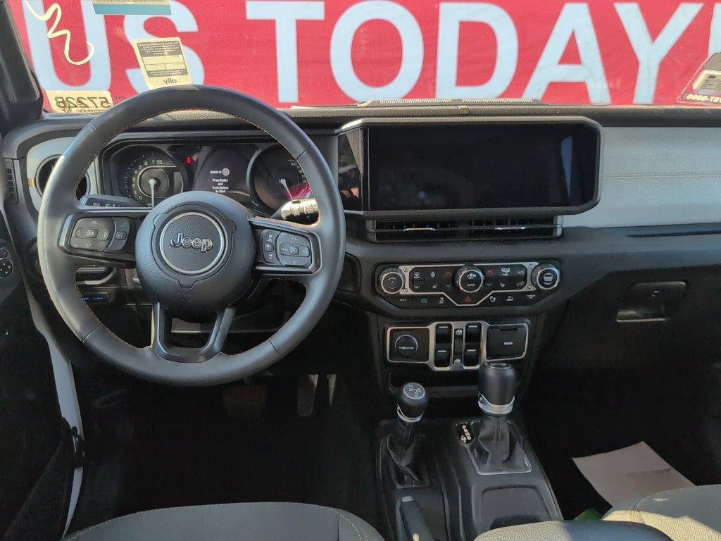 Used 2024 Jeep Wrangler SUV