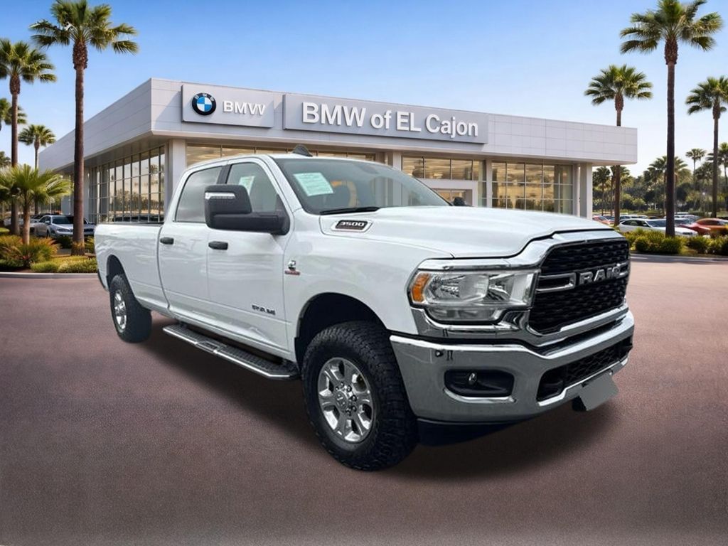 2024 RAM 3500 Big Horn Crew Cab LB 4WD