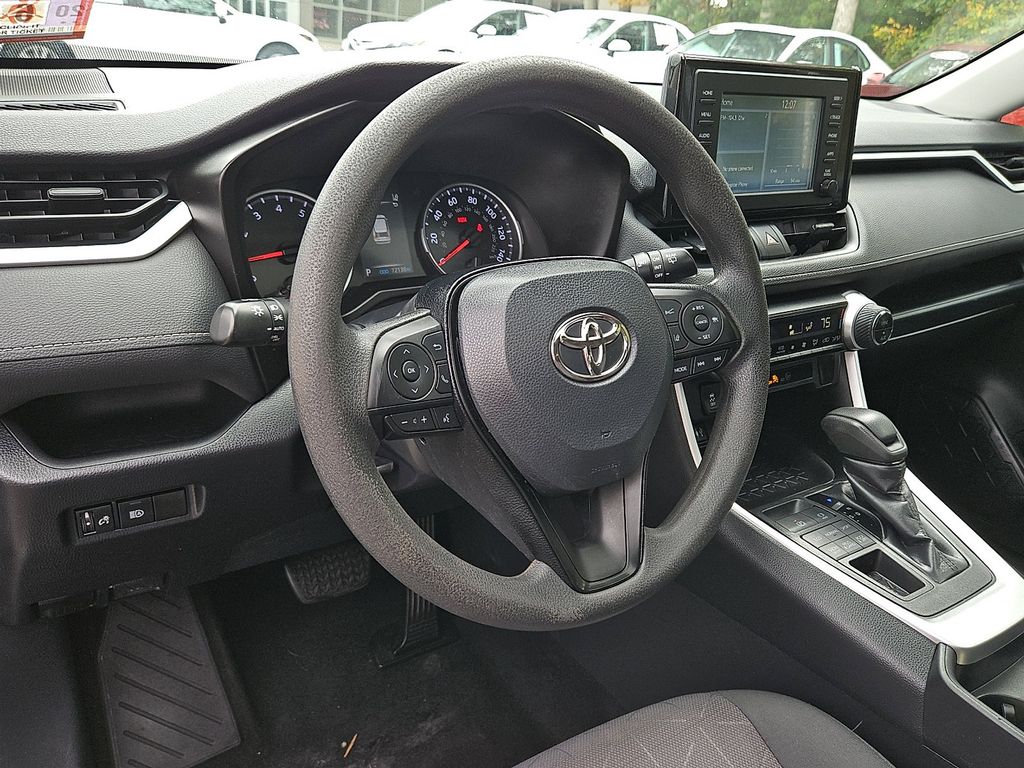 Thumbnail: 2019 Toyota RAV4 - 26