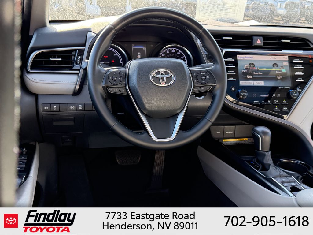 Used 2020 Toyota Camry Hybrid Sedan