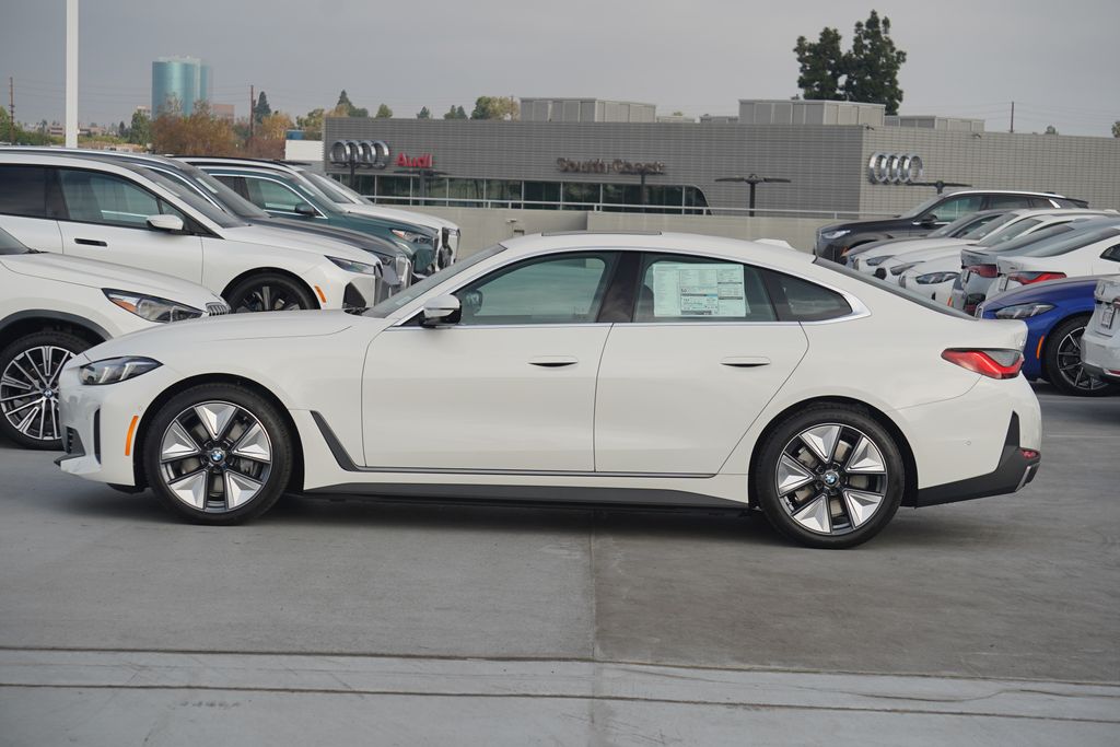 2025 BMW i4 eDrive40 4