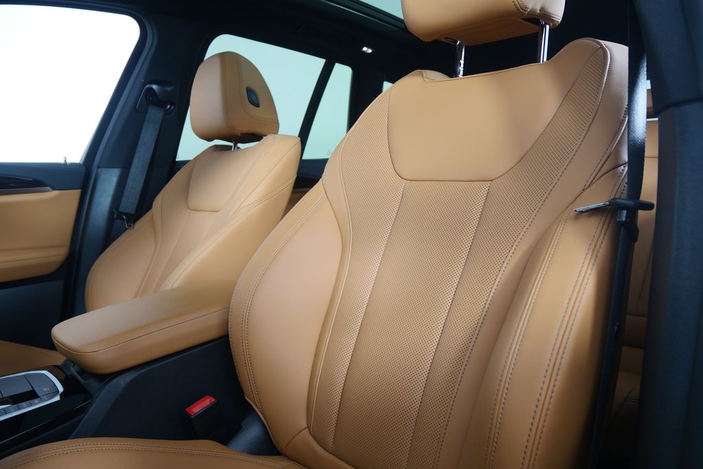 Thumbnail: 2024 BMW X3 - 11