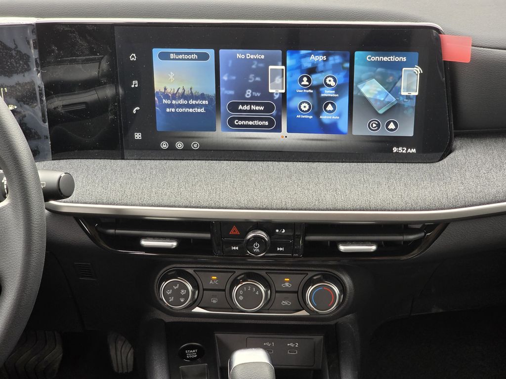 2026 Nissan Kicks S - 9