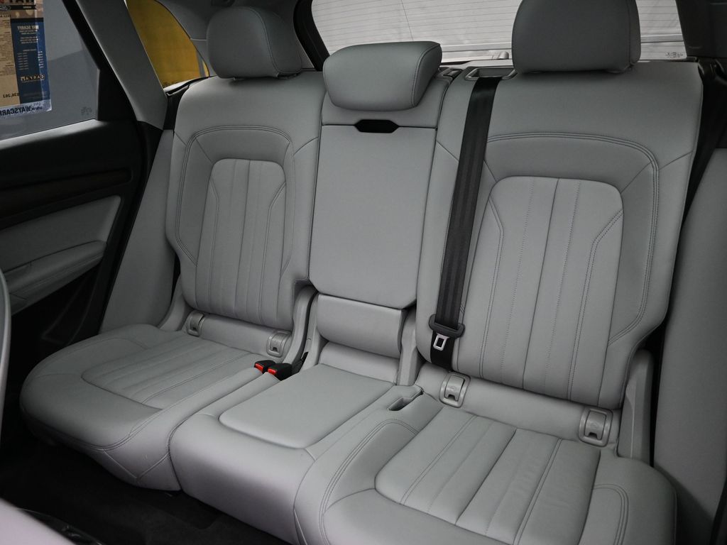 2022 Audi Q5 quattro S line Prem Plus 45 TFSI