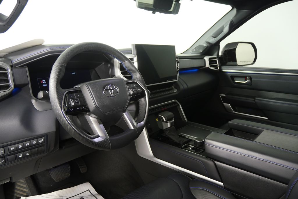 Thumbnail: 2022 Toyota Tundra - 16