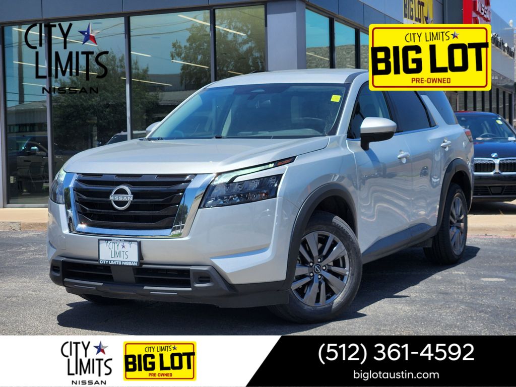 2025 Nissan Pathfinder SV 4WD