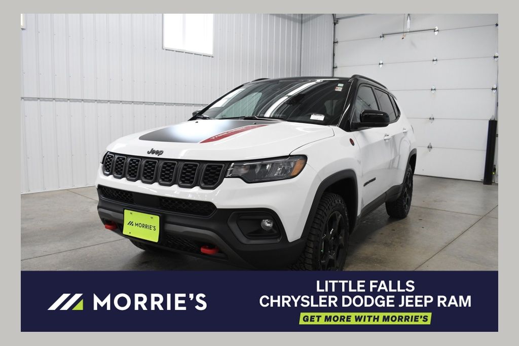 Bright White Clearcoat 2024 Jeep Compass Trailhawk 4WD SUV / Crossover Four-Wheel Drive 8-Speed Automatic