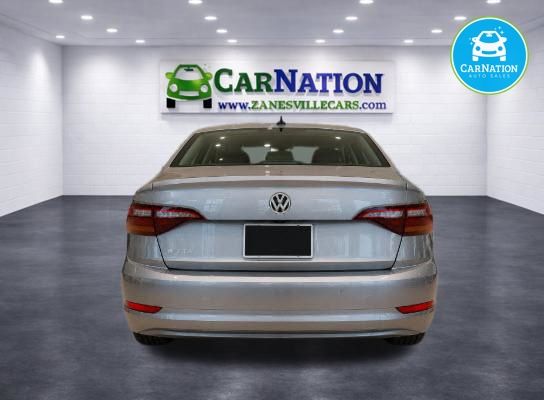 Photo 5 of 2019 Volkswagen Jetta R-Line