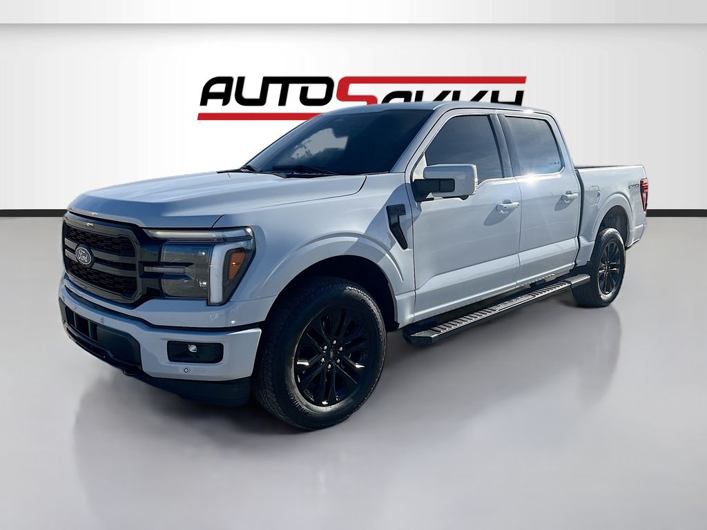 Used 2025 White Ford Lariat image 3