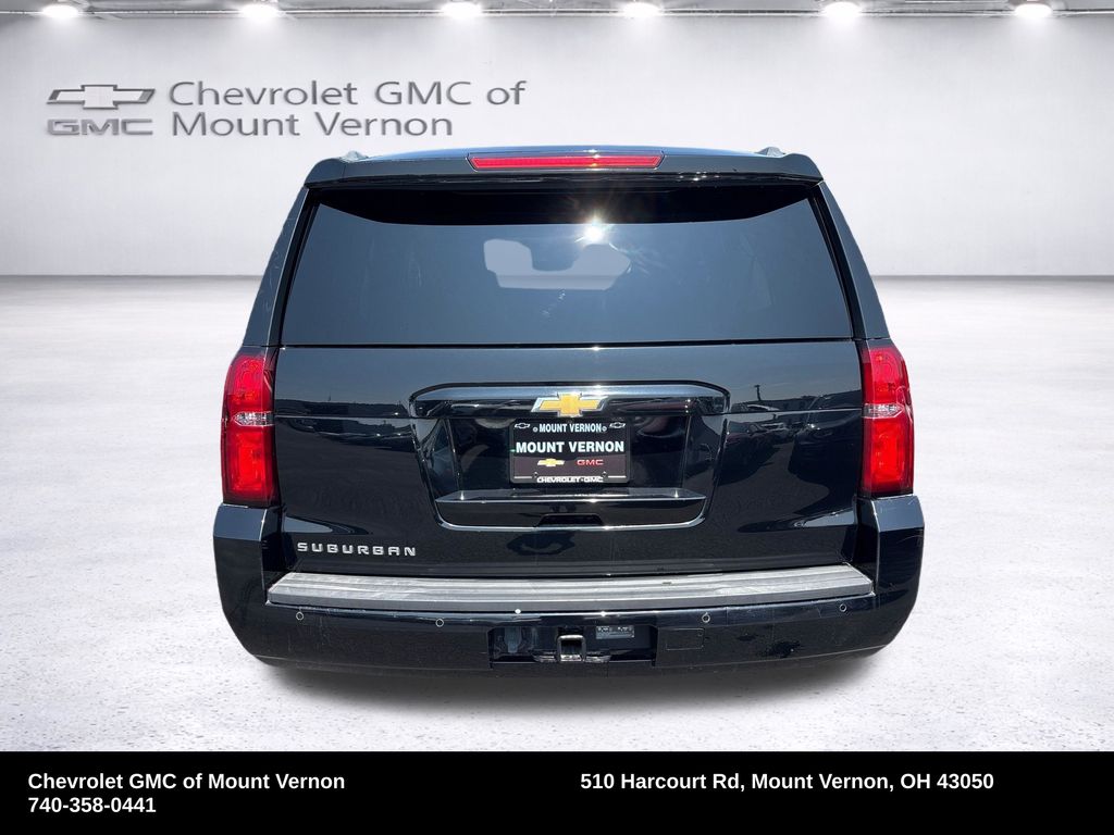 Photo 4 of 2019 Chevrolet Suburban LT