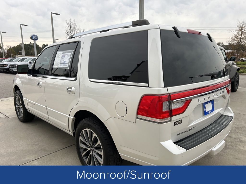 2017 Lincoln Navigator Select