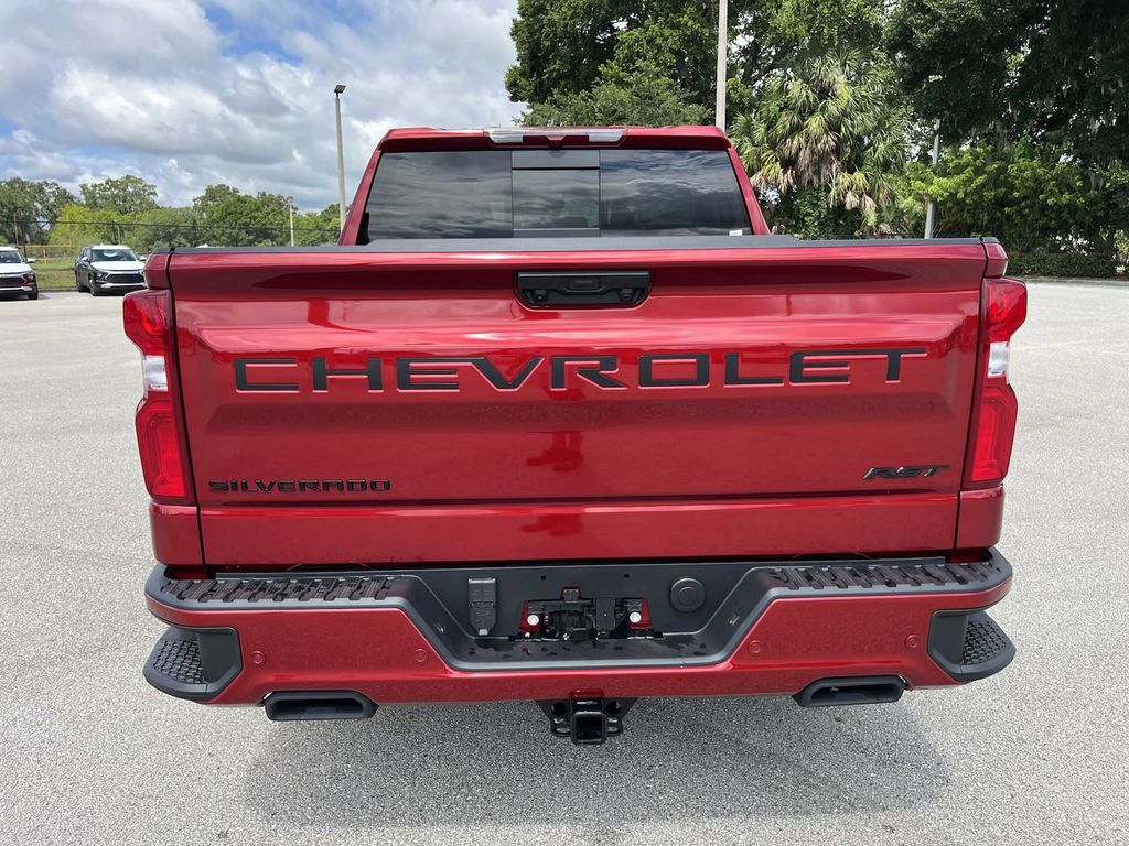 2024 Chevrolet Silverado 1500 RST 3