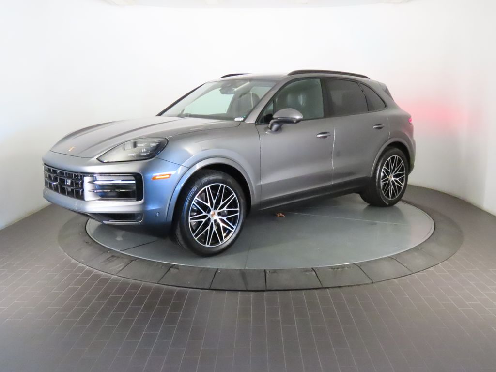 Thumbnail: 2025 Porsche Cayenne - 1