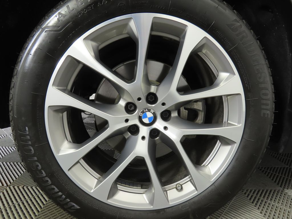 Thumbnail: 2019 BMW X5 - 32