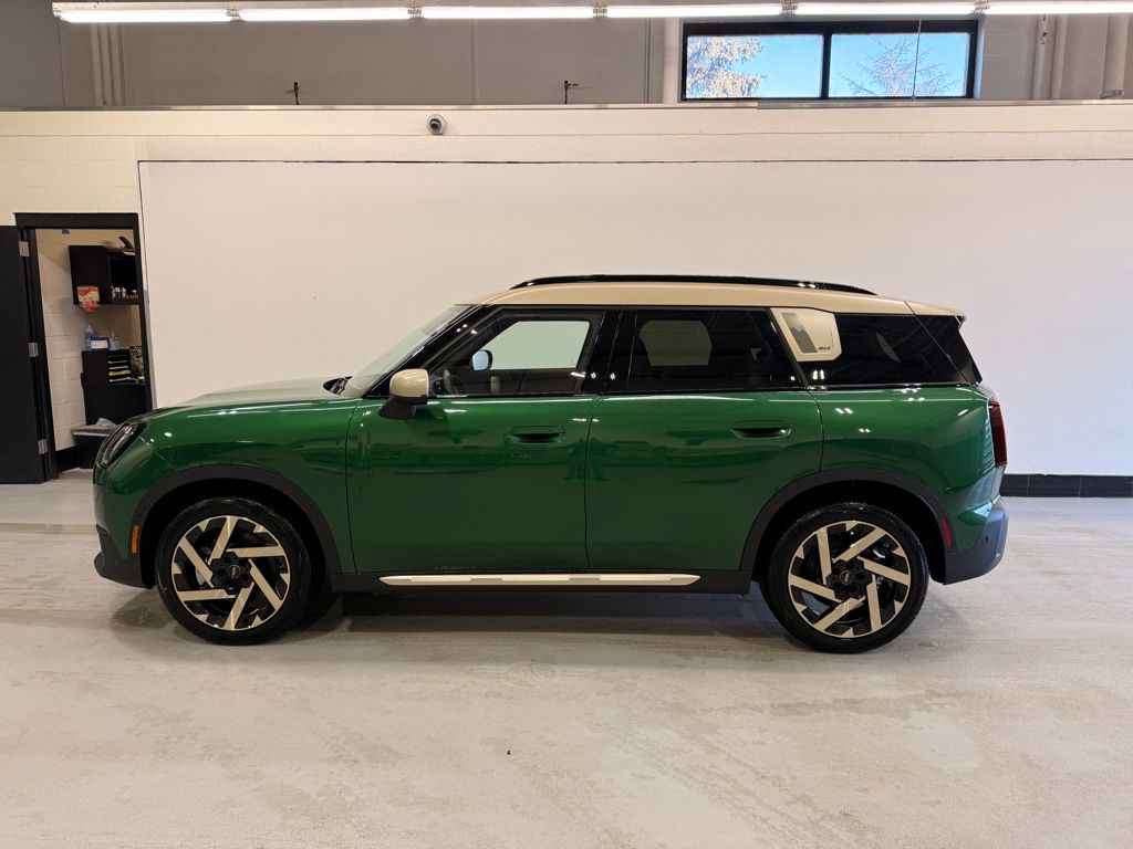 Thumbnail: 2026 MINI Cooper Countryman - 2