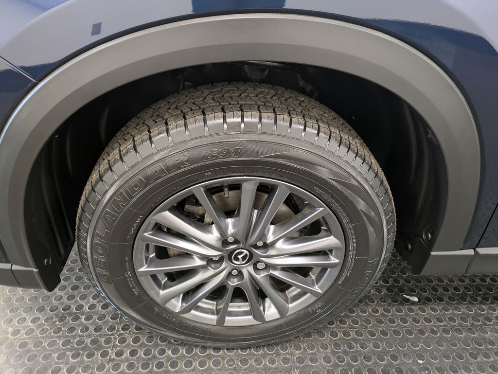 View vehicle photo 7
