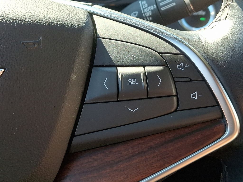 Thumbnail: 2025 Cadillac XT5 - 23