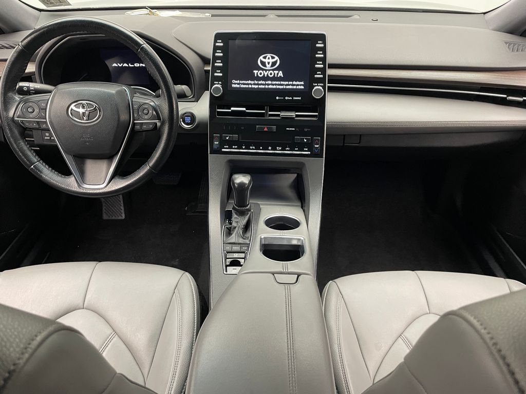 Thumbnail: 2022 Toyota Avalon - 19