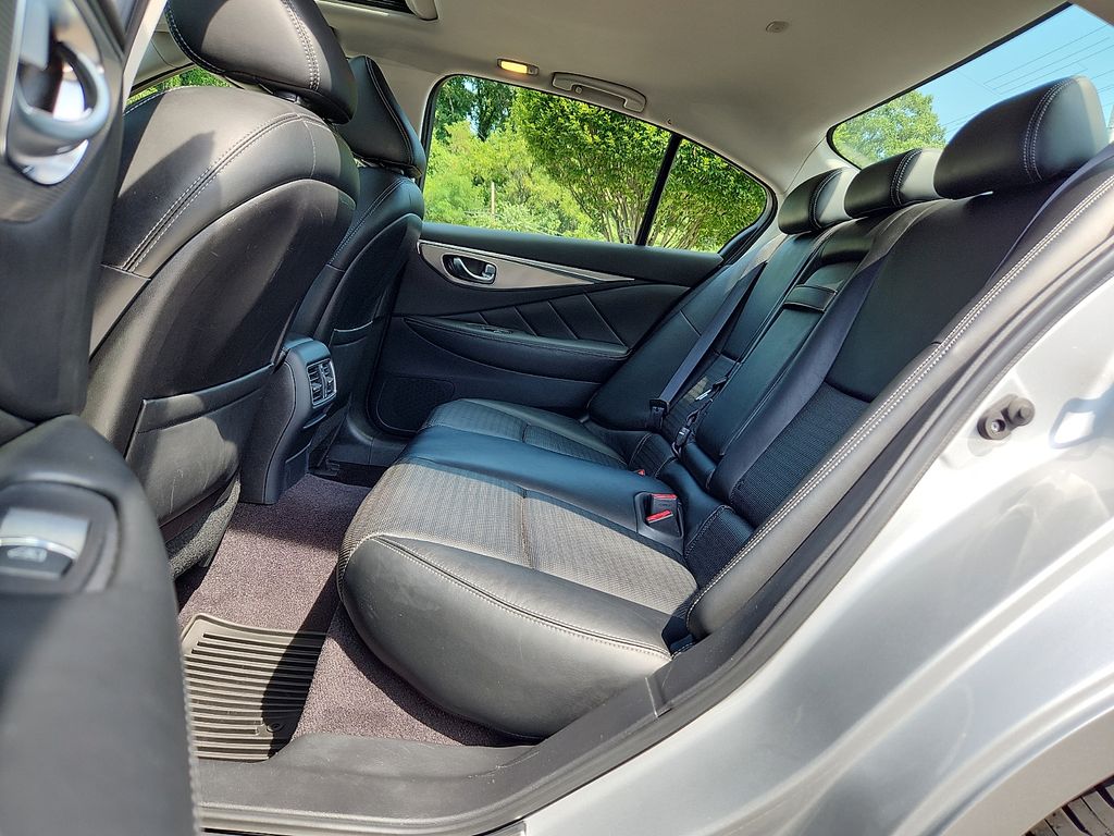 Thumbnail: 2017 INFINITI Q50 - 10