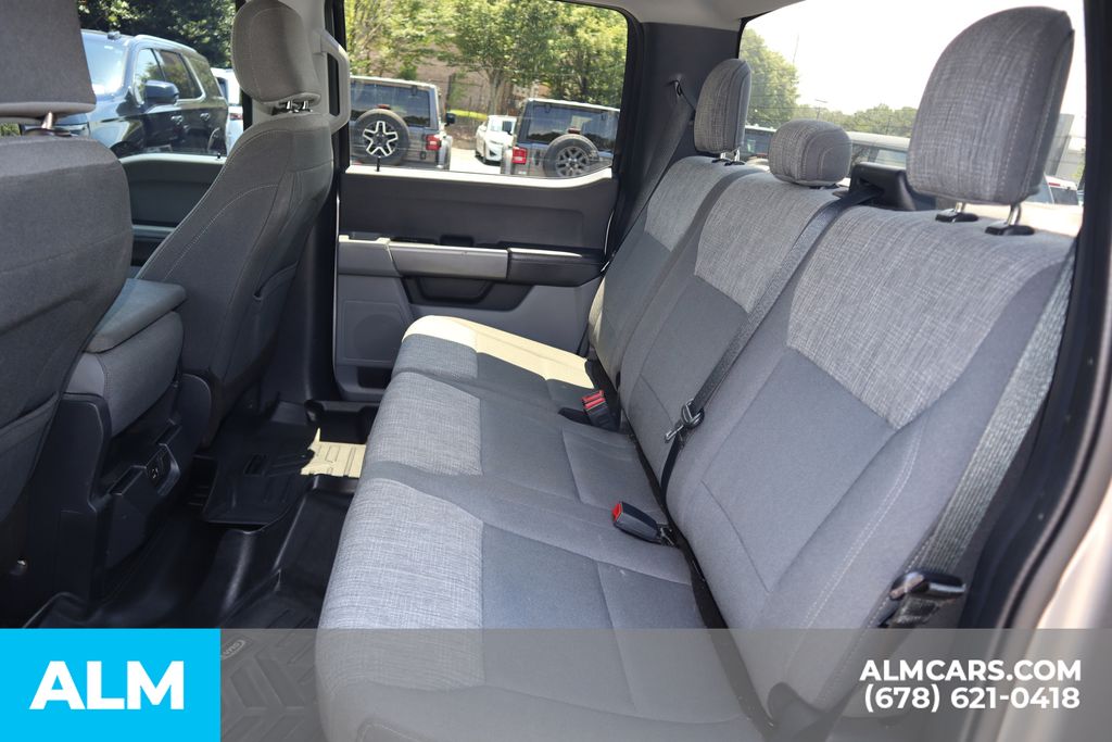 Used 2021 Silver Ford XLT image 17