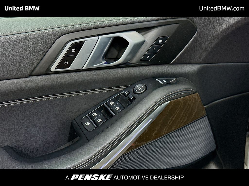 Thumbnail: 2022 BMW X5 - 3