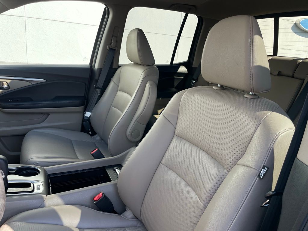 Thumbnail: 2019 Honda Ridgeline - 28