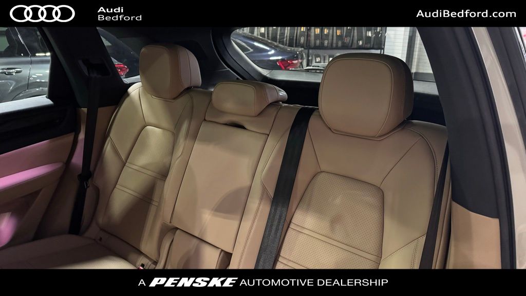 2020 Porsche Cayenne Base 20