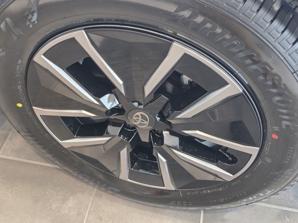 New 2026  Toyota XLE image 9