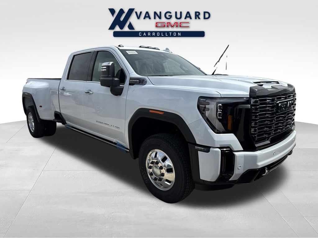 Glacier White Tricoat 2026 GMC Sierra 3500HD Pickup Truck Four-Wheel Drive Automatic