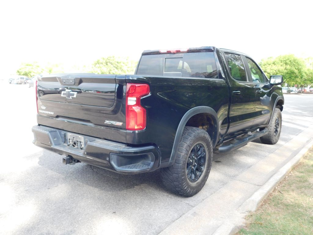 Thumbnail: 2024 Chevrolet Silverado 1500 - 4