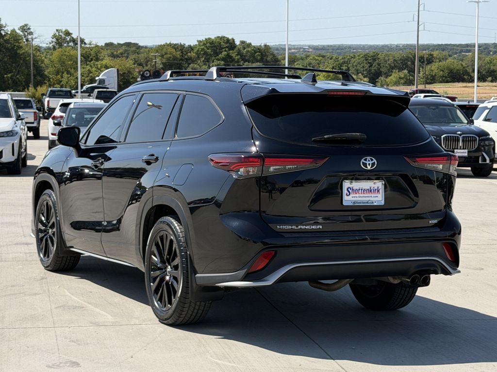 Used 2024 Toyota Highlander SUV