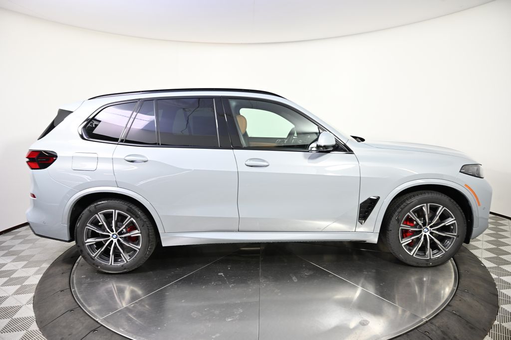 Thumbnail: 2026 BMW X5 - 6