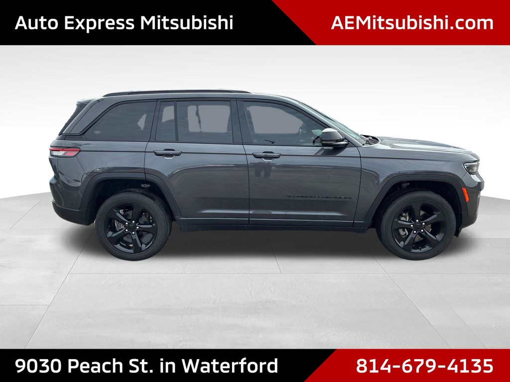 2023 Jeep Grand Cherokee Altitude X Gray at Bob Ruth Ford