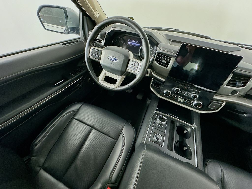 FordExpedition Max9