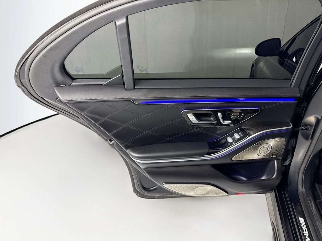 Thumbnail: 2024 Mercedes-Benz S-Class - 27