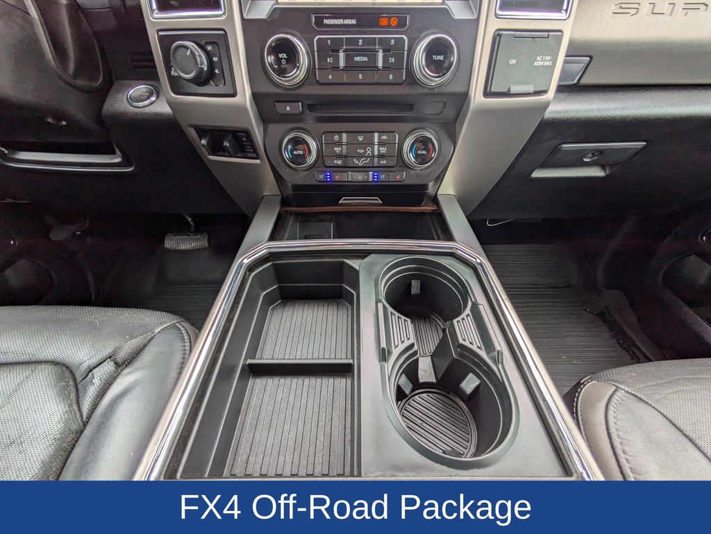 2017 Ford F-350 Super Duty Platinum