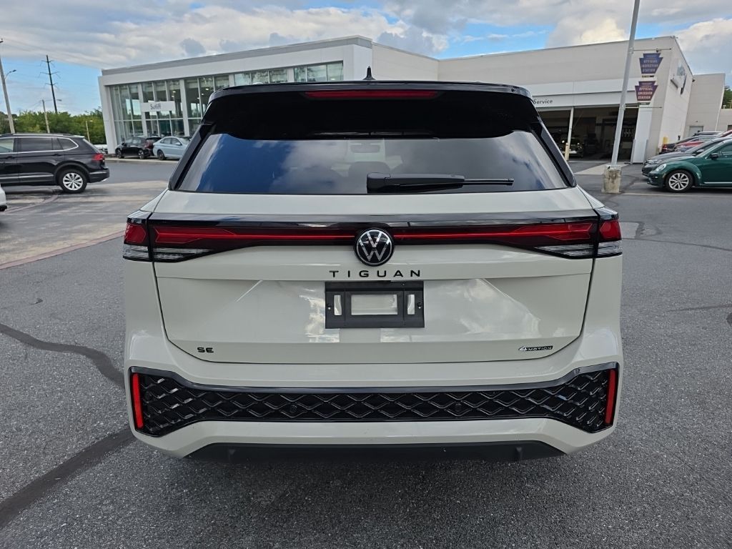 2026 Volkswagen Tiguan 2.0T SE R-Line Black - 7
