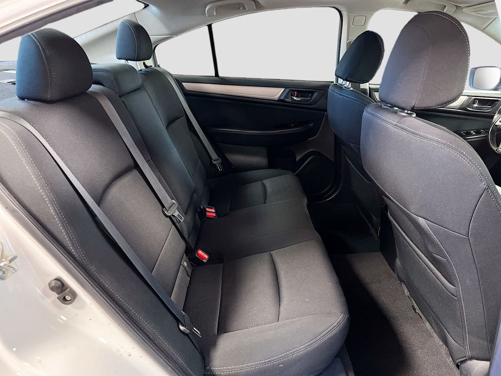 Used 2016 White Subaru 2.5i image 26