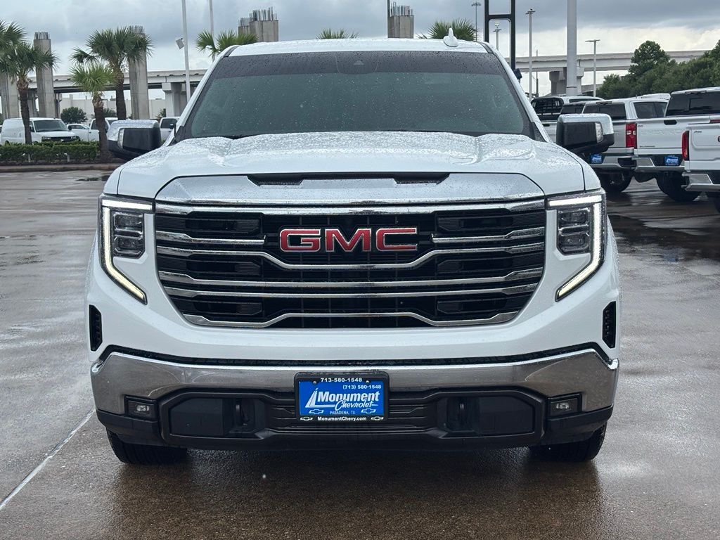 2024 GMC Sierra 1500 SLT - 2