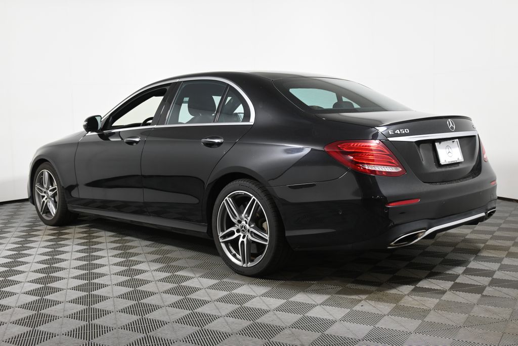 Thumbnail: 2019 Mercedes-Benz E-Class - 8