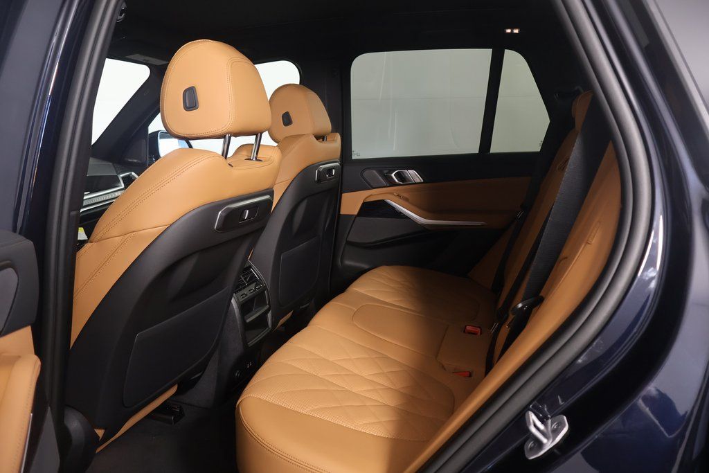 Thumbnail: 2026 BMW X5 - 6