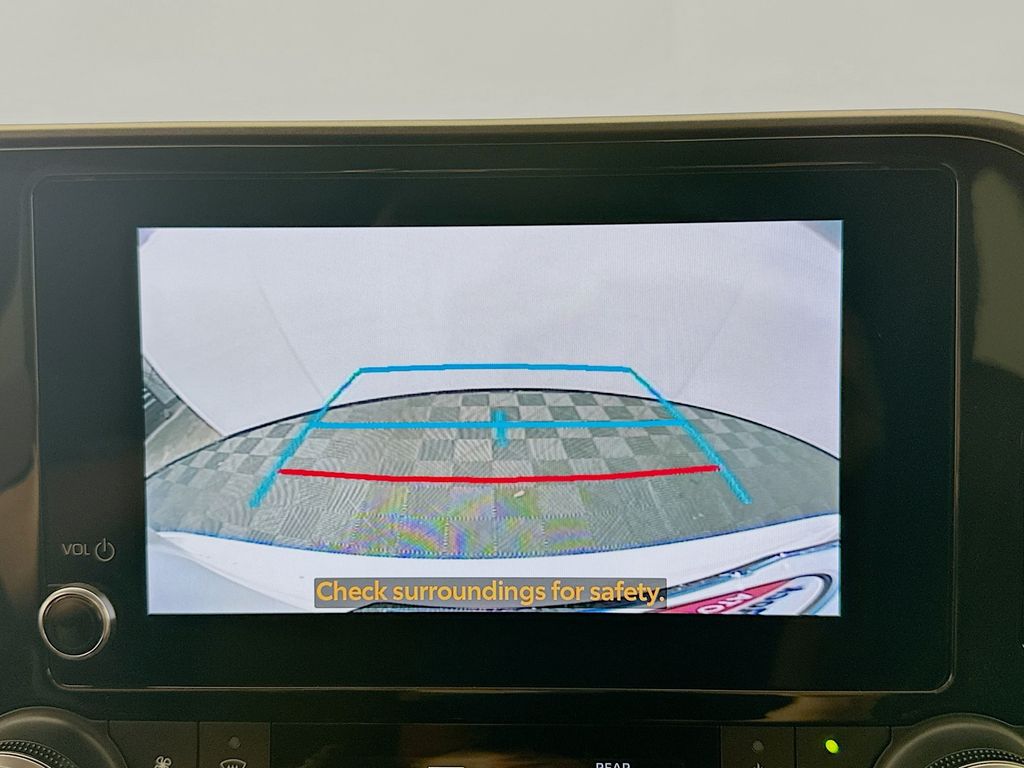 Thumbnail: 2024 Toyota Highlander - 13