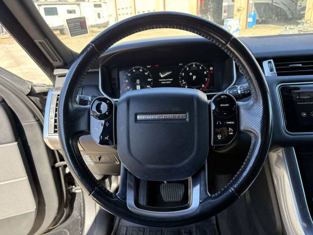 Used 2018 Black Land Rover SE image 15