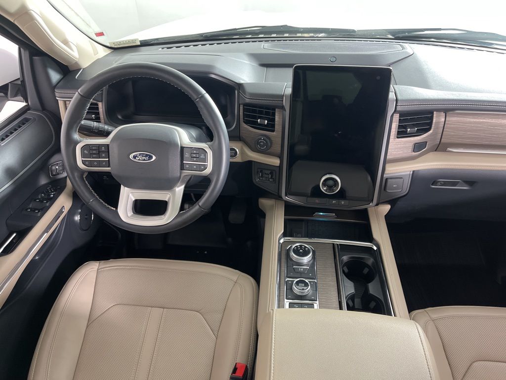 Thumbnail: 2023 Ford Expedition - 15