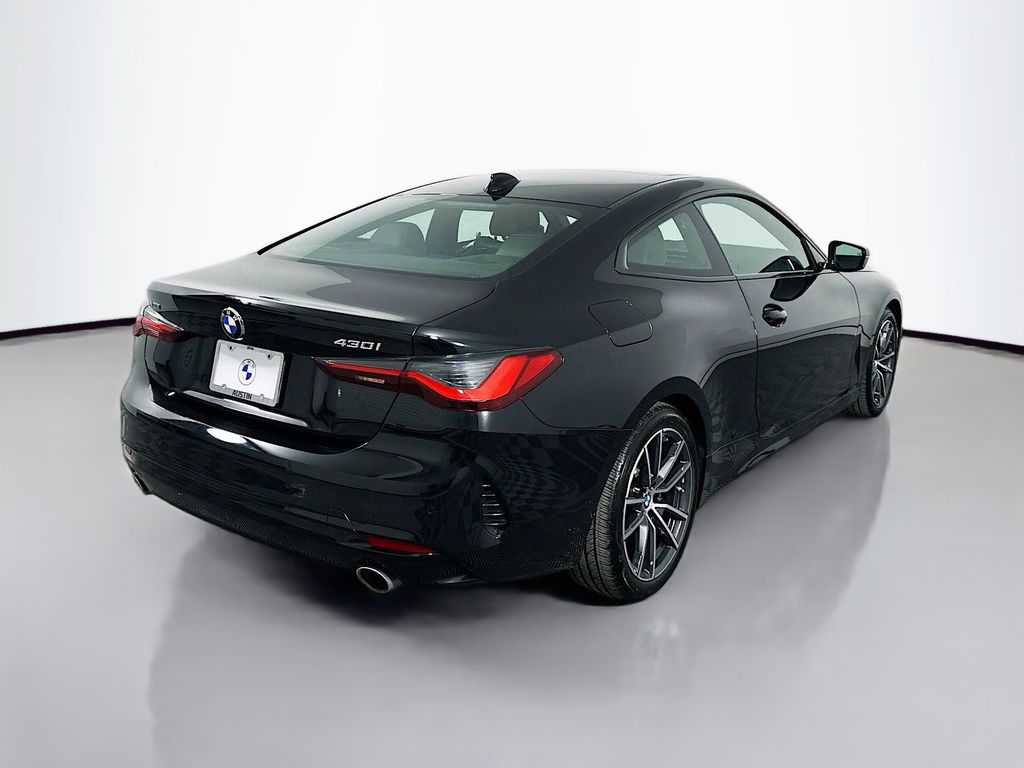 Thumbnail: 2022 BMW 4 Series - 5