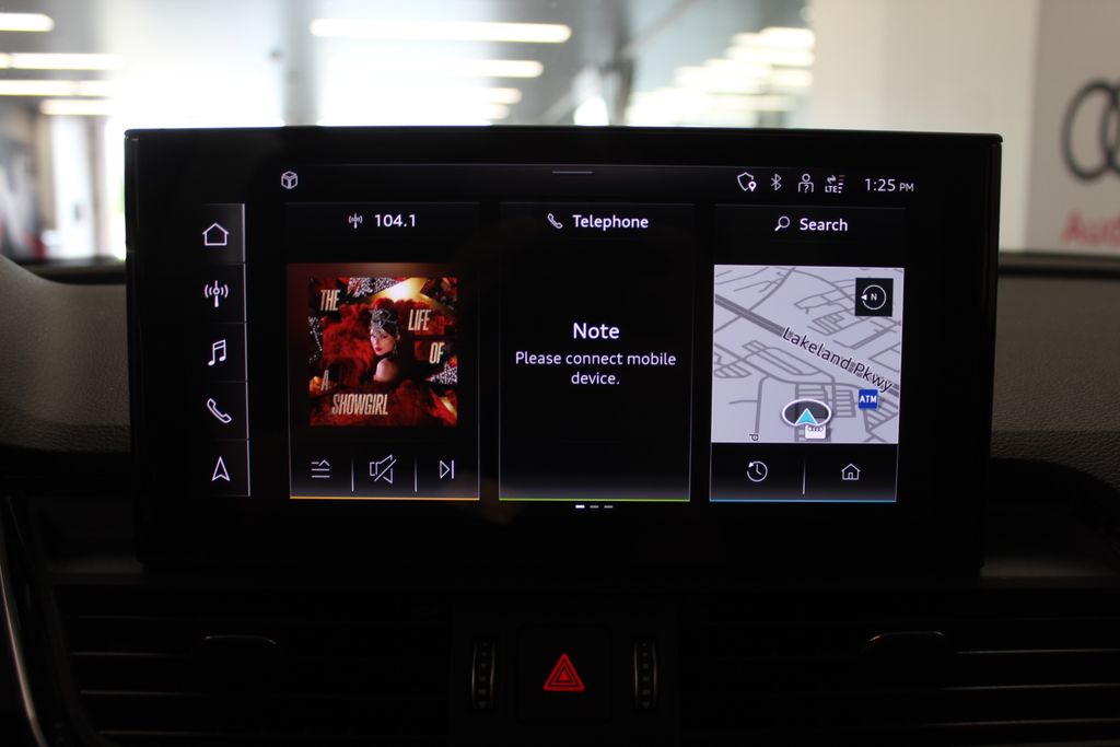 Thumbnail: 2023 Audi SQ5 - 17