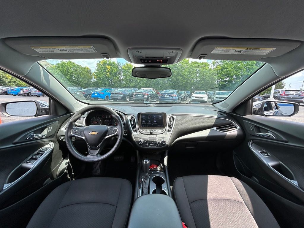 Thumbnail: 2019 Chevrolet Malibu - 11