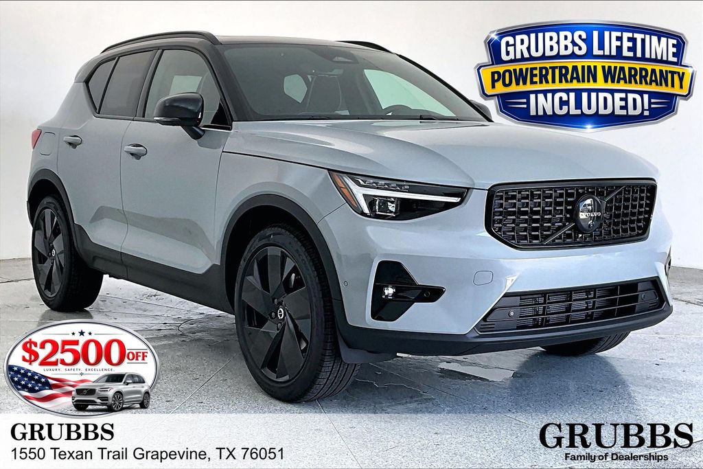 Vapour Gray Metallic 2026 Volvo XC40 SUV / Crossover All-Wheel Drive Automatic