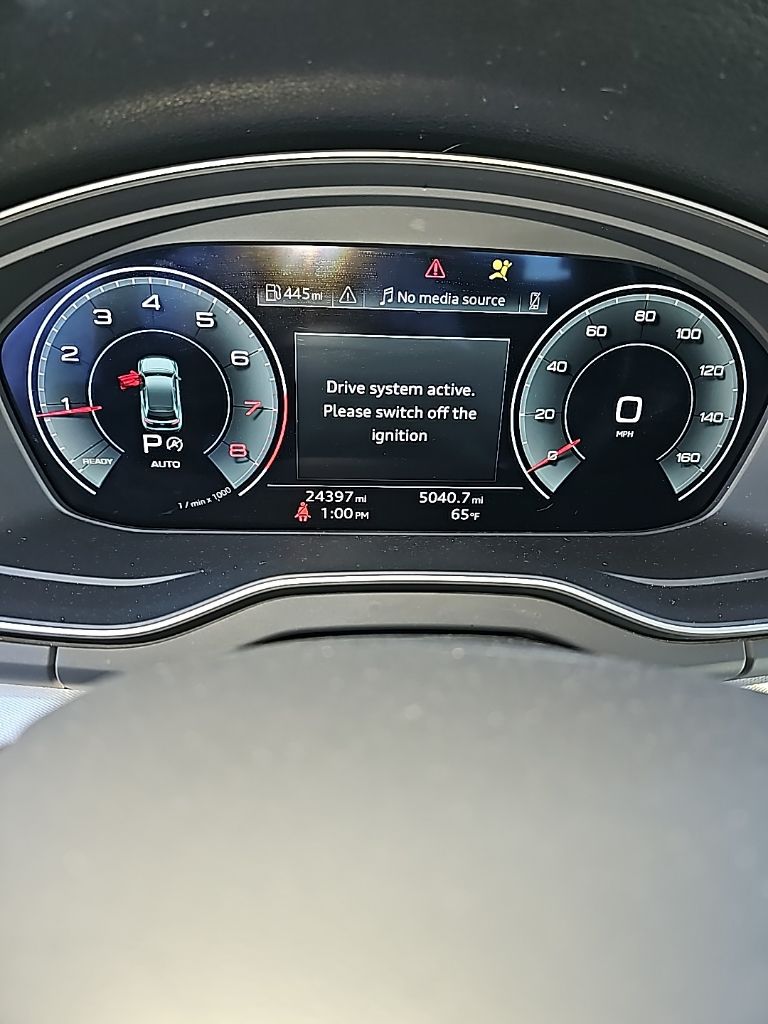 2025 Audi Q5 45 S line Premium photo 4